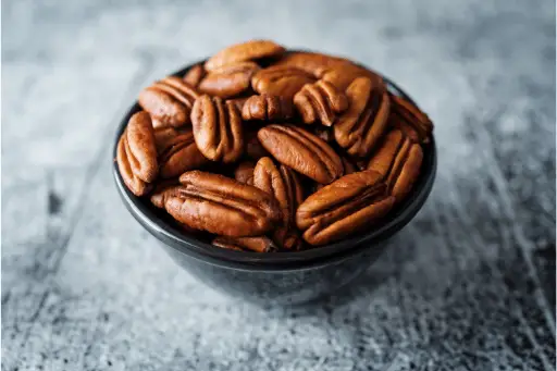 Pecan nuts in bowl