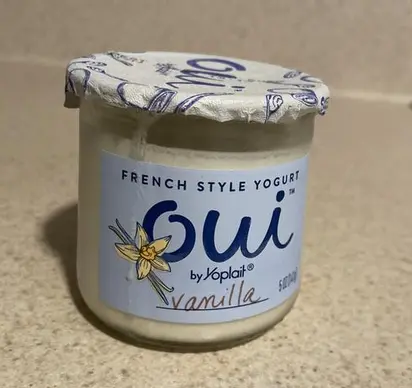 Oui yogurt vanilla flavor